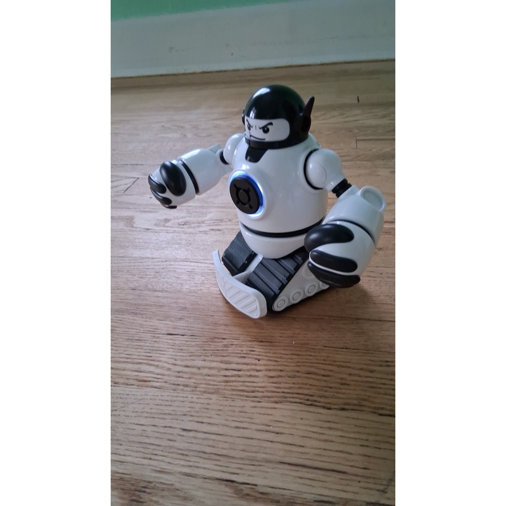 Sharper Image Remote Control RC Mecha Rivals Ejecting Battle Robot Tested Works - Picture 4 of 4